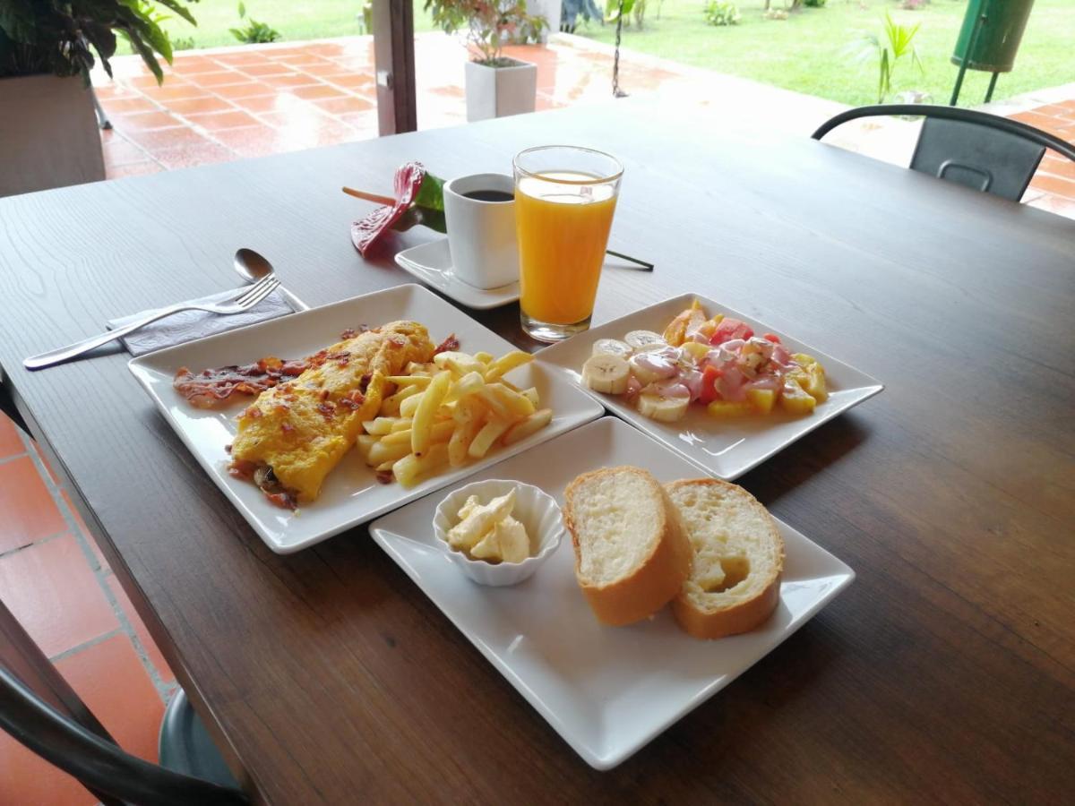 Praga Hotel Campestre Armenia  Bagian luar foto
